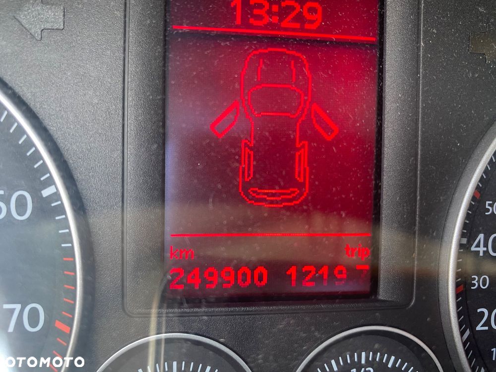 Volkswagen Golf 1.6 FSI Sportline - 7