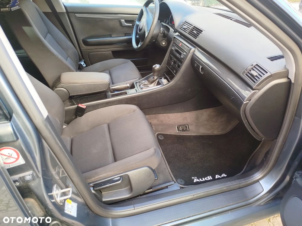 Audi A4 - 8