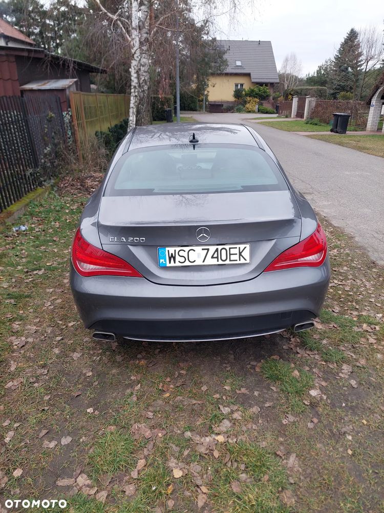 Mercedes-Benz CLA 200 Peak Edition - 4