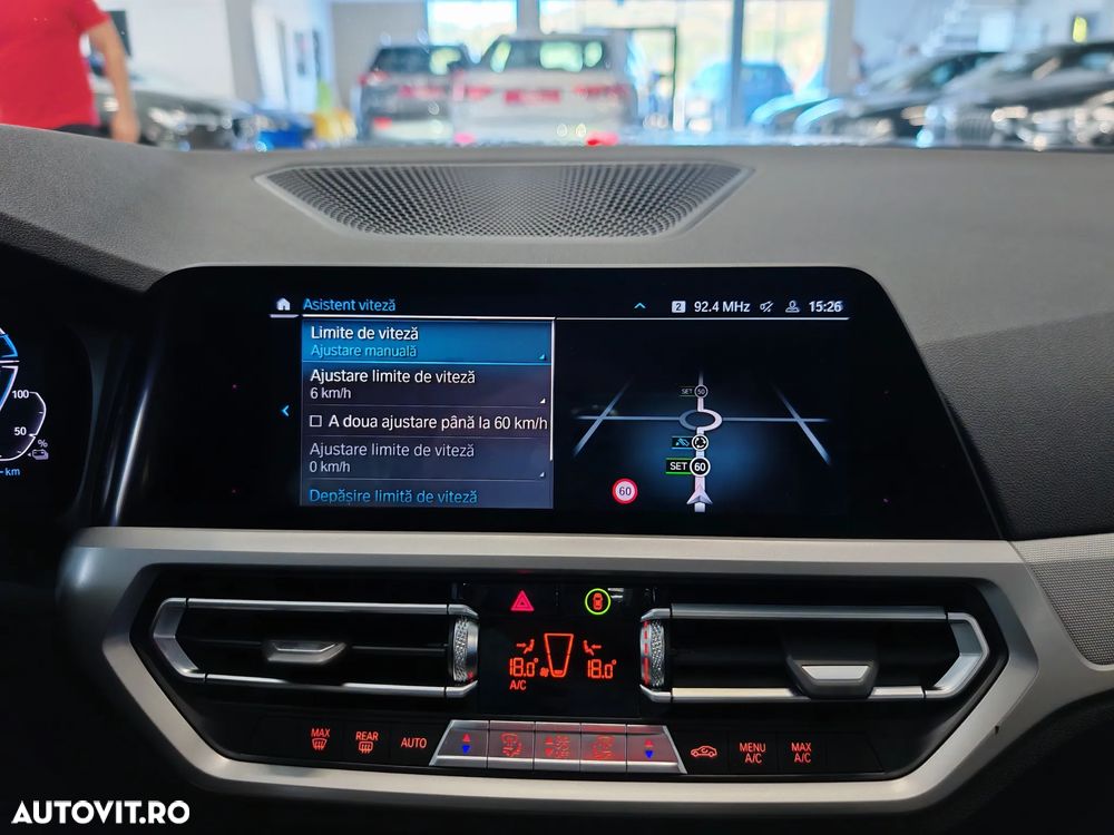 BMW Seria 3 330e AT PHEV - 16