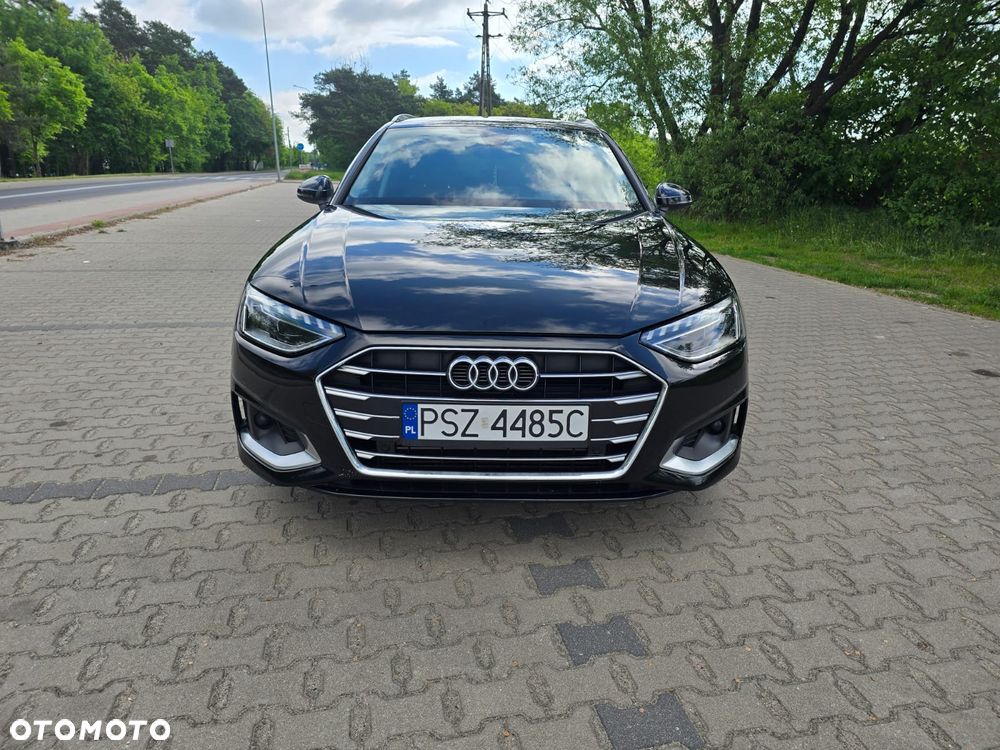 Audi A4 Avant 40 TFSI S tronic - 4
