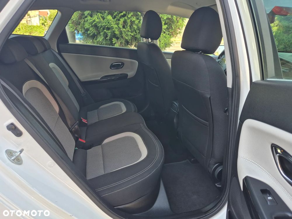 Kia Ceed 1.6 CRDi 128 Platinum Edition - 29