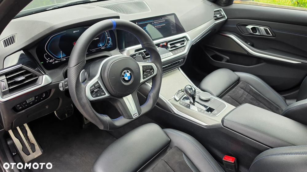 BMW Seria 3 330e M Sport - 10