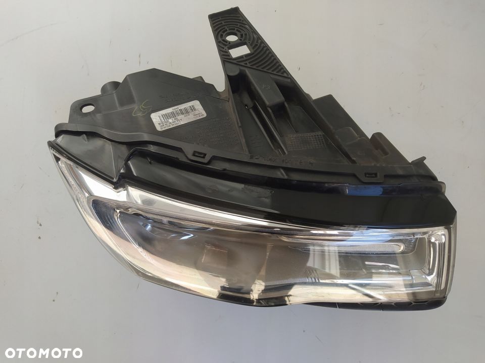 JEEP GRAND CHEROKEE WK2 PRAWA LAMPA PRZEDNIA XENON - 3