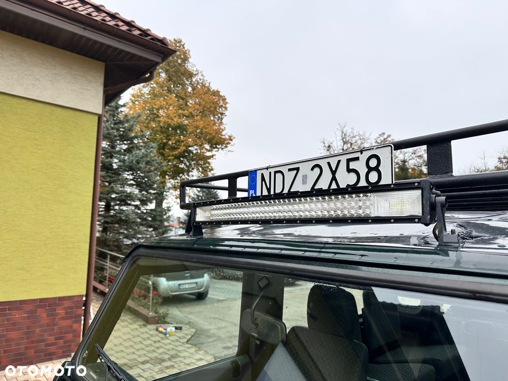 Land Rover Defender 90 2.5 TD5 - 4