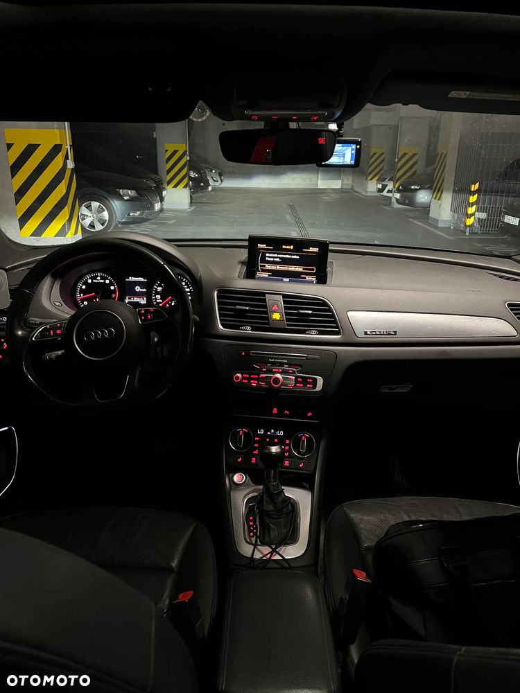 Audi Q3 2.0 TFSI Quattro S tronic design - 25