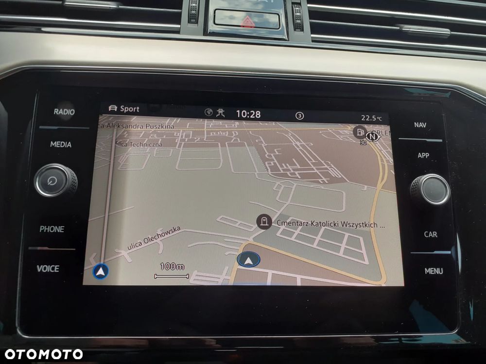 Volkswagen Passat 2.0 TSI Elegance DSG - 18