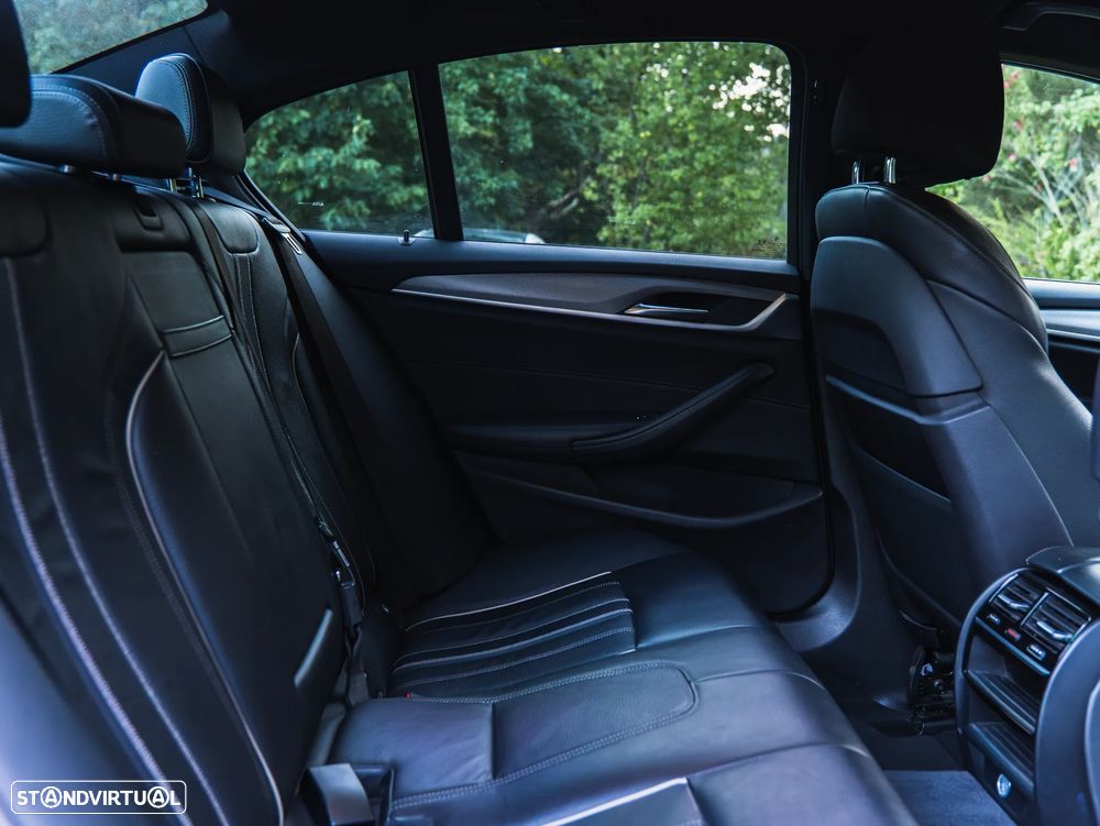 BMW 520 d Aut. M Sport Edition — fotografia 27