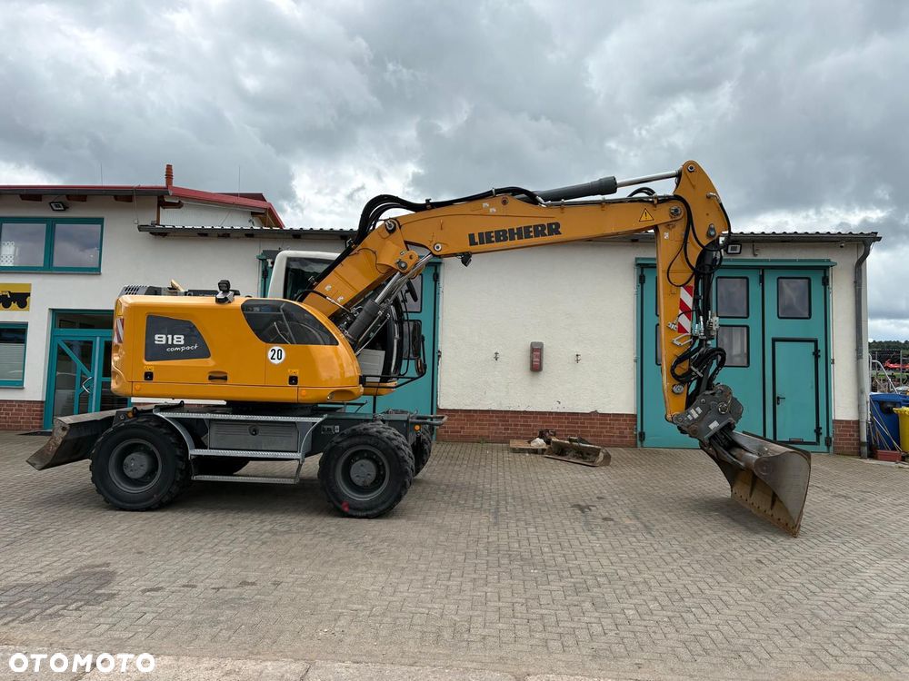 Liebherr A 918 Compact 2 łyżki - 2