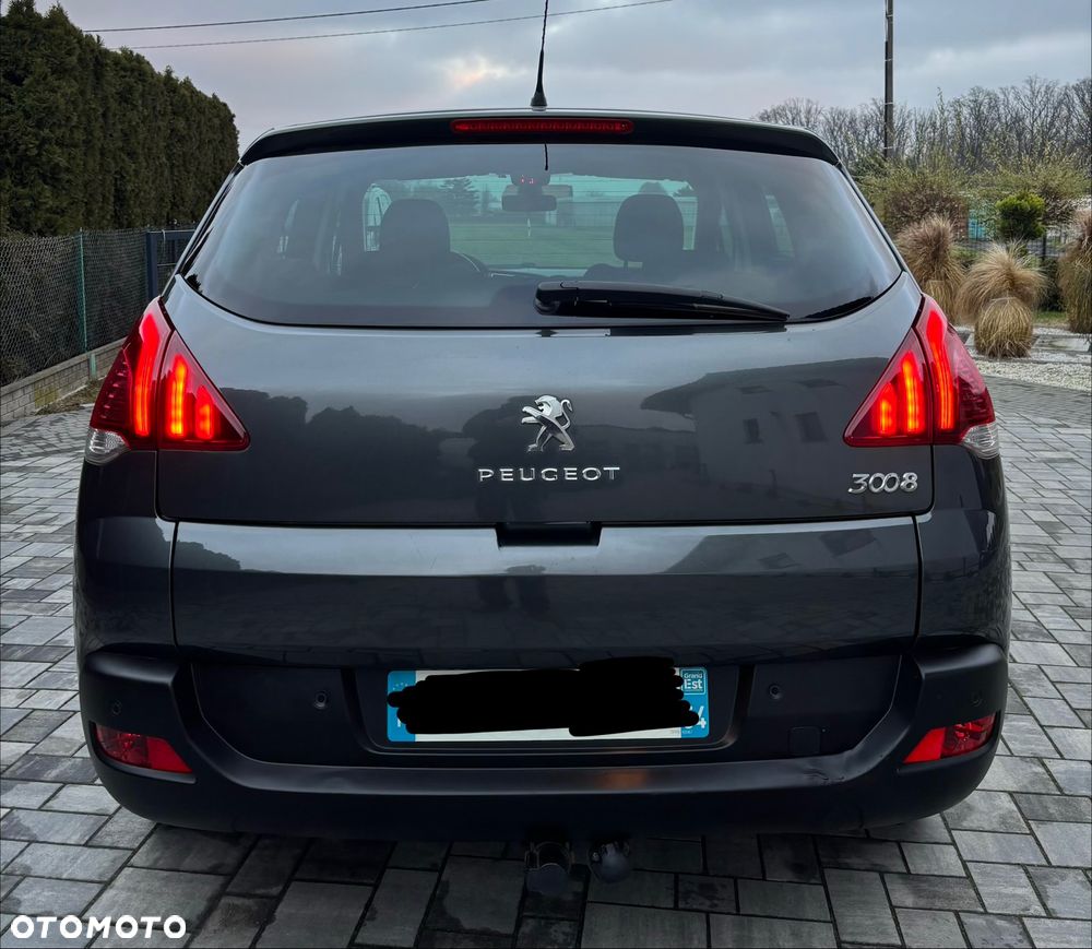 Peugeot 3008 HDi FAP 115 Family - 11