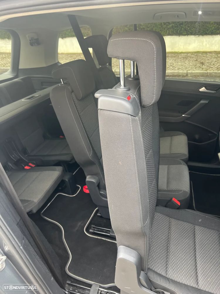 VW Touran - 8