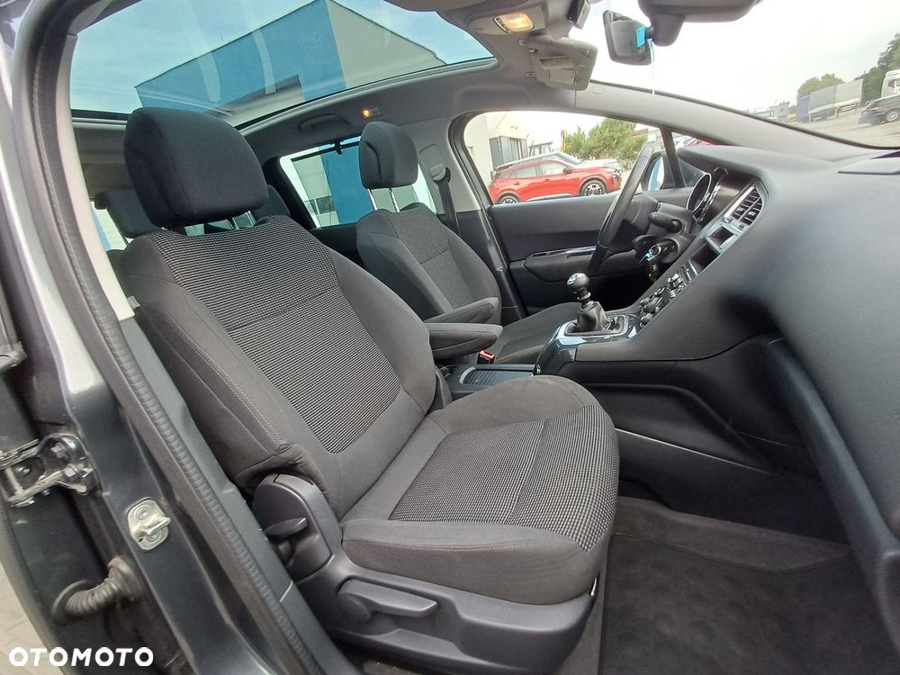 Peugeot 5008 2.0 HDi Allure 7os - 14