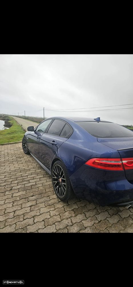 Jaguar XE 20d AWD Aut. R-Sport - 16