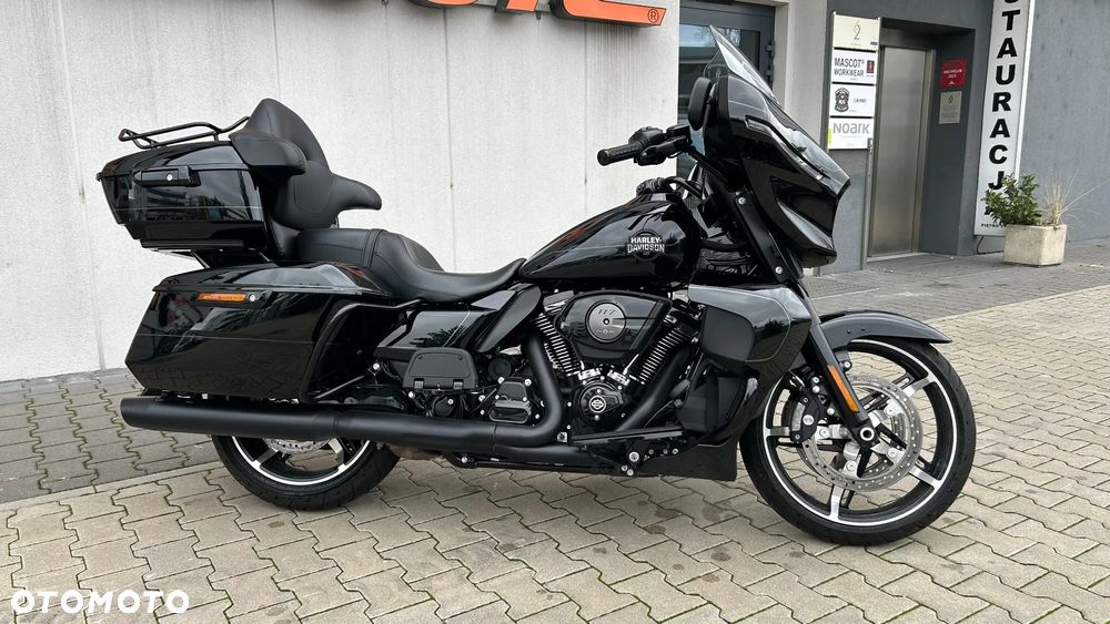 Harley-Davidson Touring Street Glide - 2