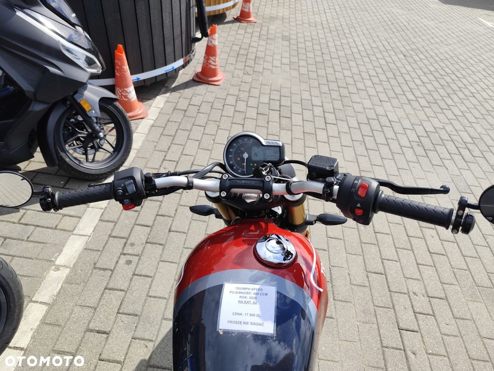 Triumph Speed Twin - 8
