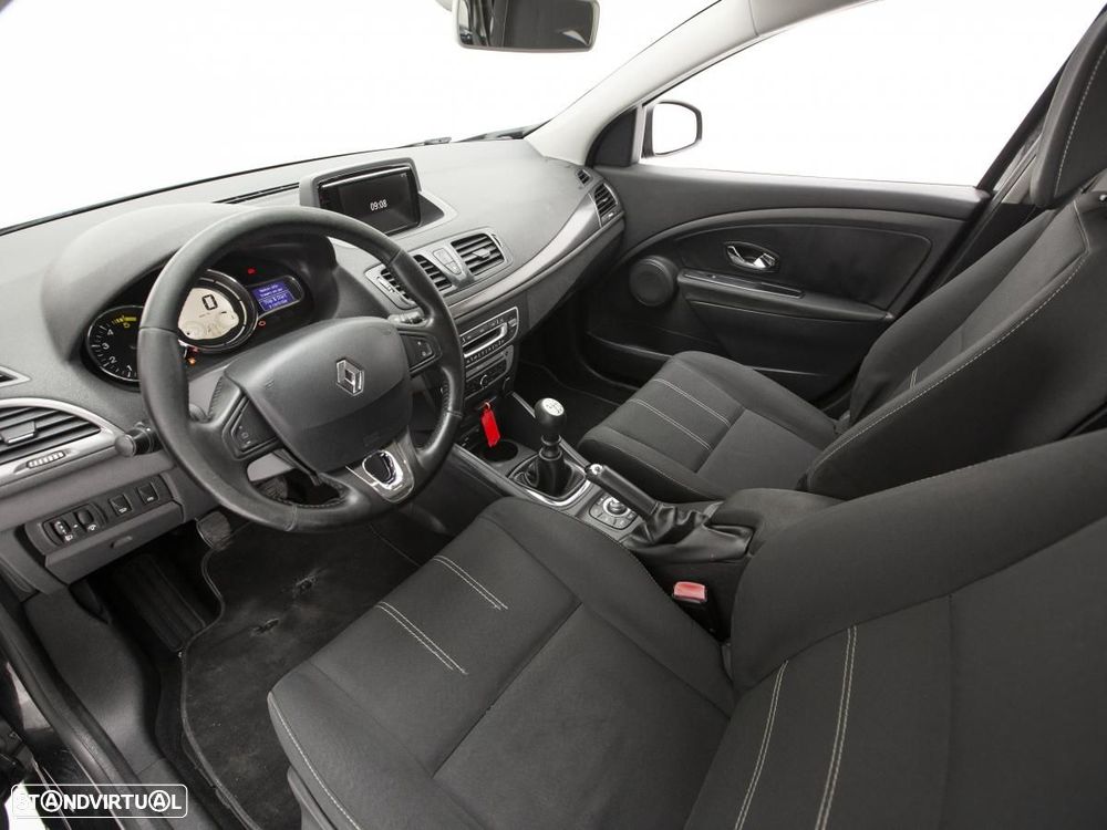 Renault Mégane Sport Tourer - 7