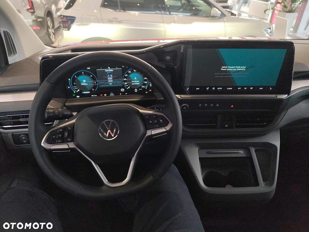 Volkswagen Caravelle - 11