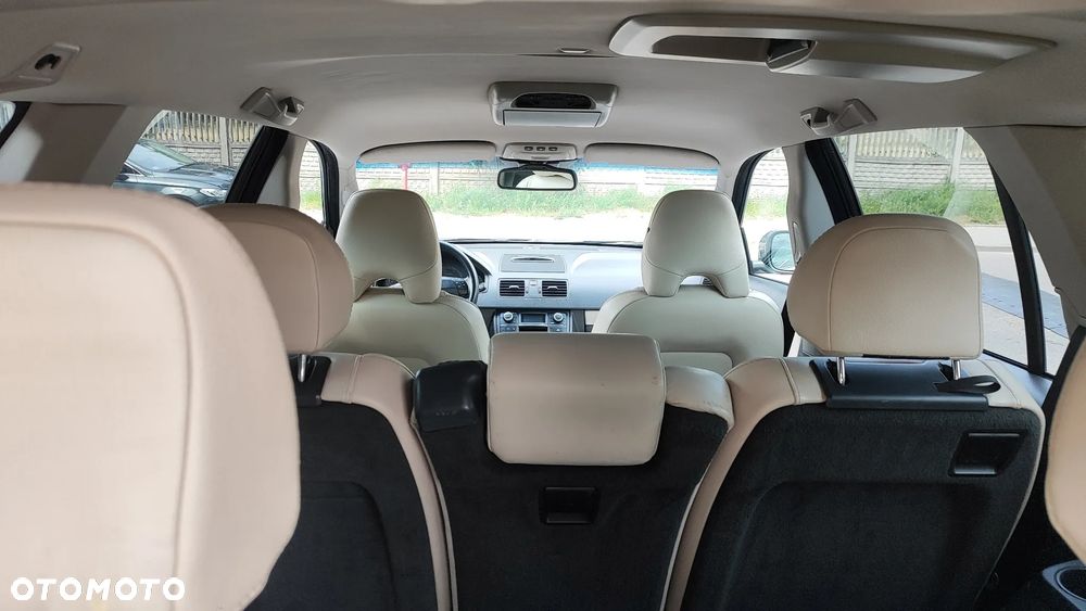 Volvo XC 90 2.4 D5 Momentum - 9