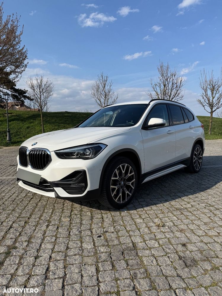 BMW X1 xDrive20d Aut. Sport Line - 1
