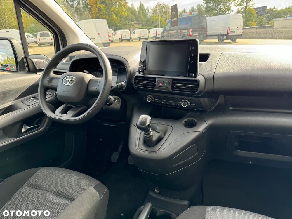 Toyota Proace City Verso 1.5 D-4D Business - 30