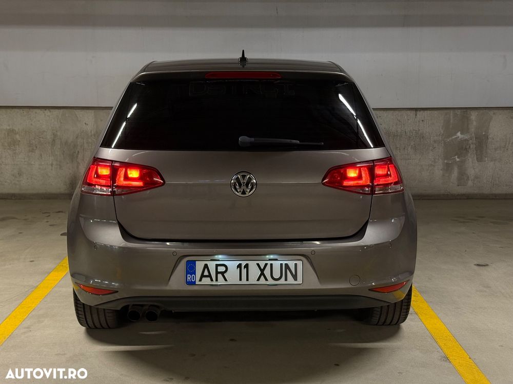 Volkswagen Golf 1.4 TSI BMT Highline - 5
