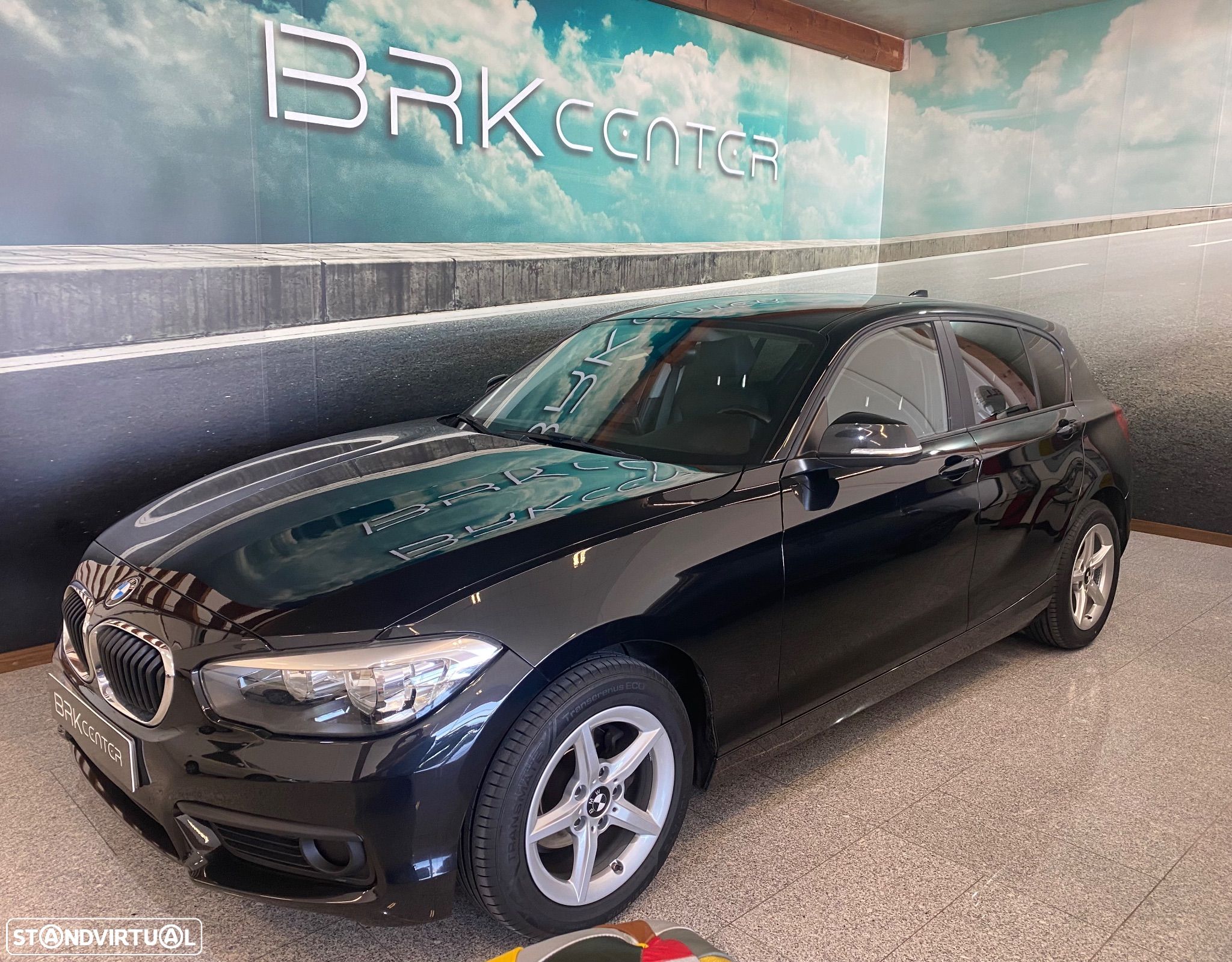 BMW 116 d Line Urban - 1