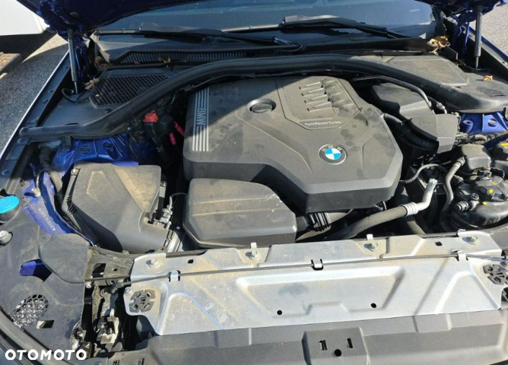 BMW Seria 3 330i xDrive M Sport - 13