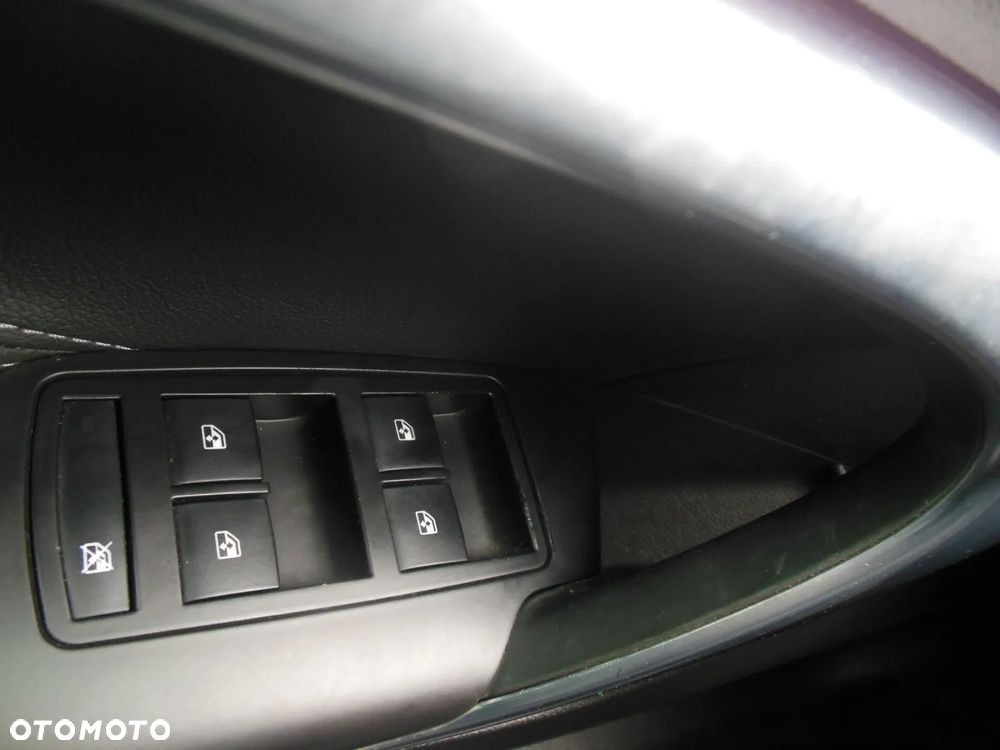 Opel Insignia 1.6 Turbo Cosmo - 21