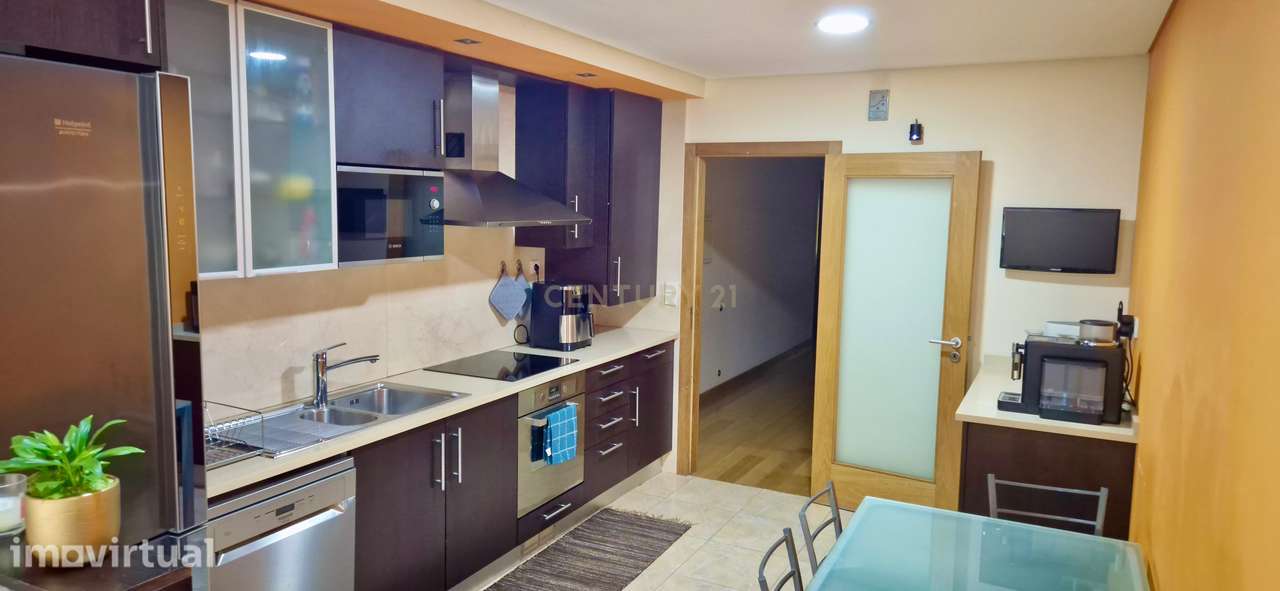 Apartamento T3 em Viana do Castelo com Garagem e Elevador - Grande imagem: 3/17