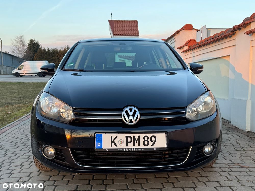 Volkswagen Golf - 28