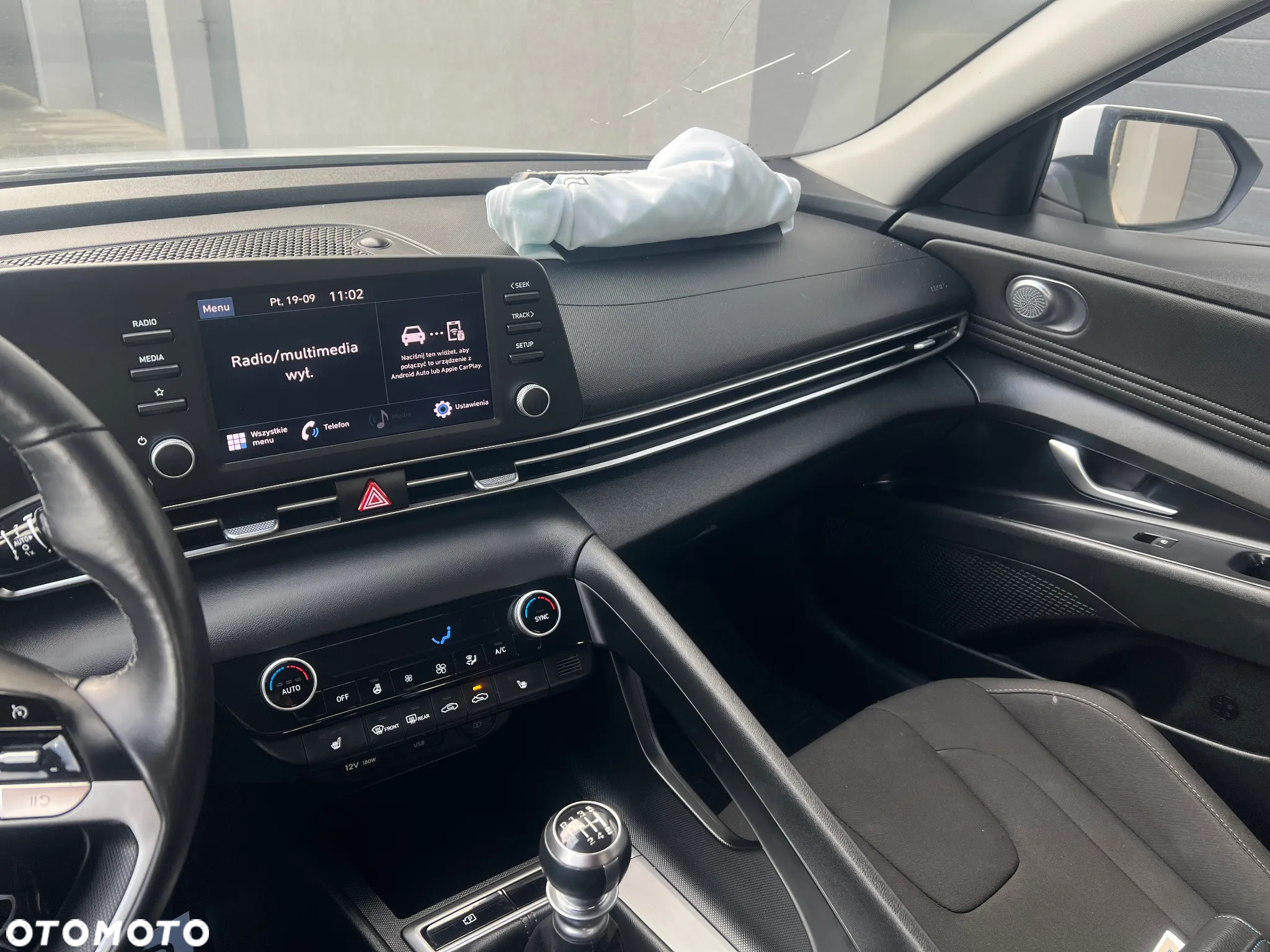 Hyundai Elantra 1.6 Smart - 15