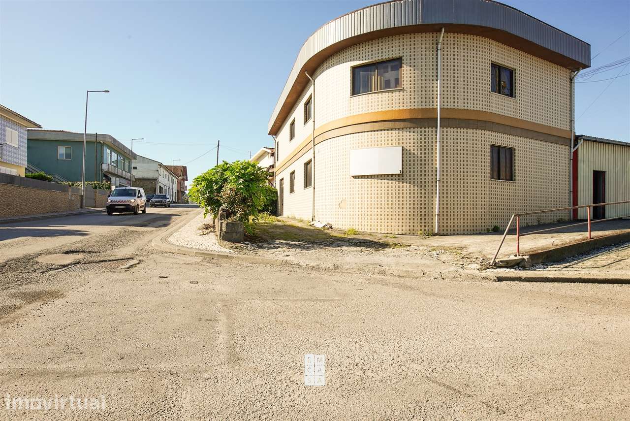 Fábrica/Indústria  Venda em Oliveira de Azeméis, Santiago de Riba-Ul, - Grande imagem: 2/16