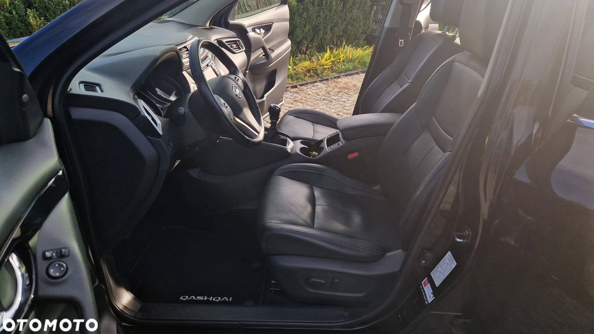 Nissan Qashqai 1.2 DIG-T Tekna EU6 - 26