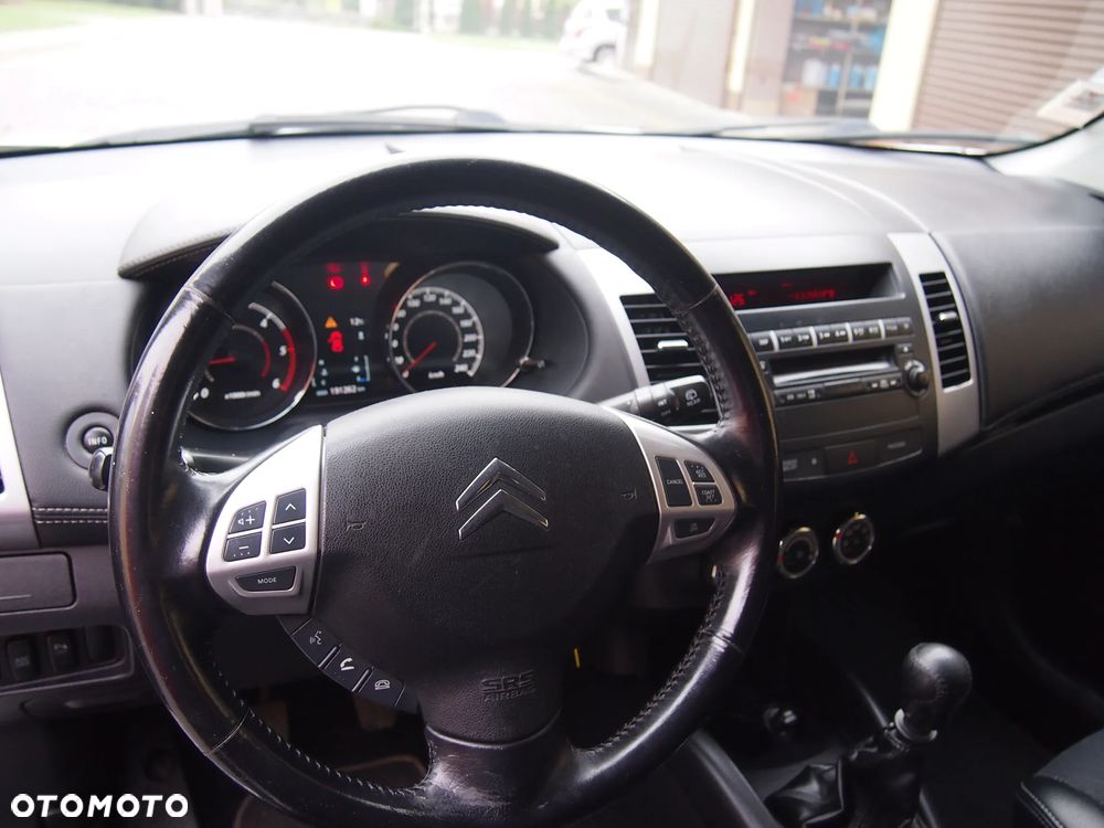 Citroën C-Crosser - 7