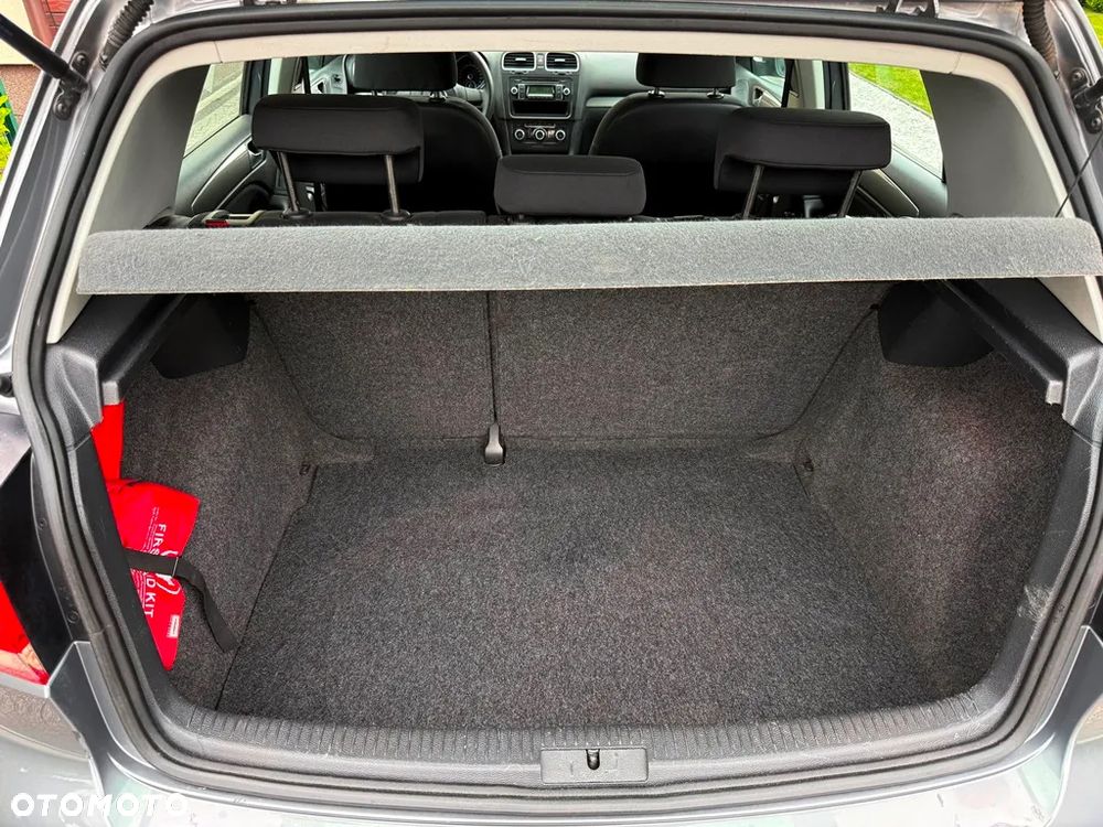 Volkswagen Golf 1.4 Style - 32