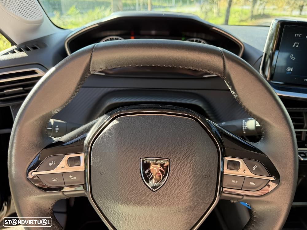 Peugeot 208 PureTech 75 Allure Pack - 20