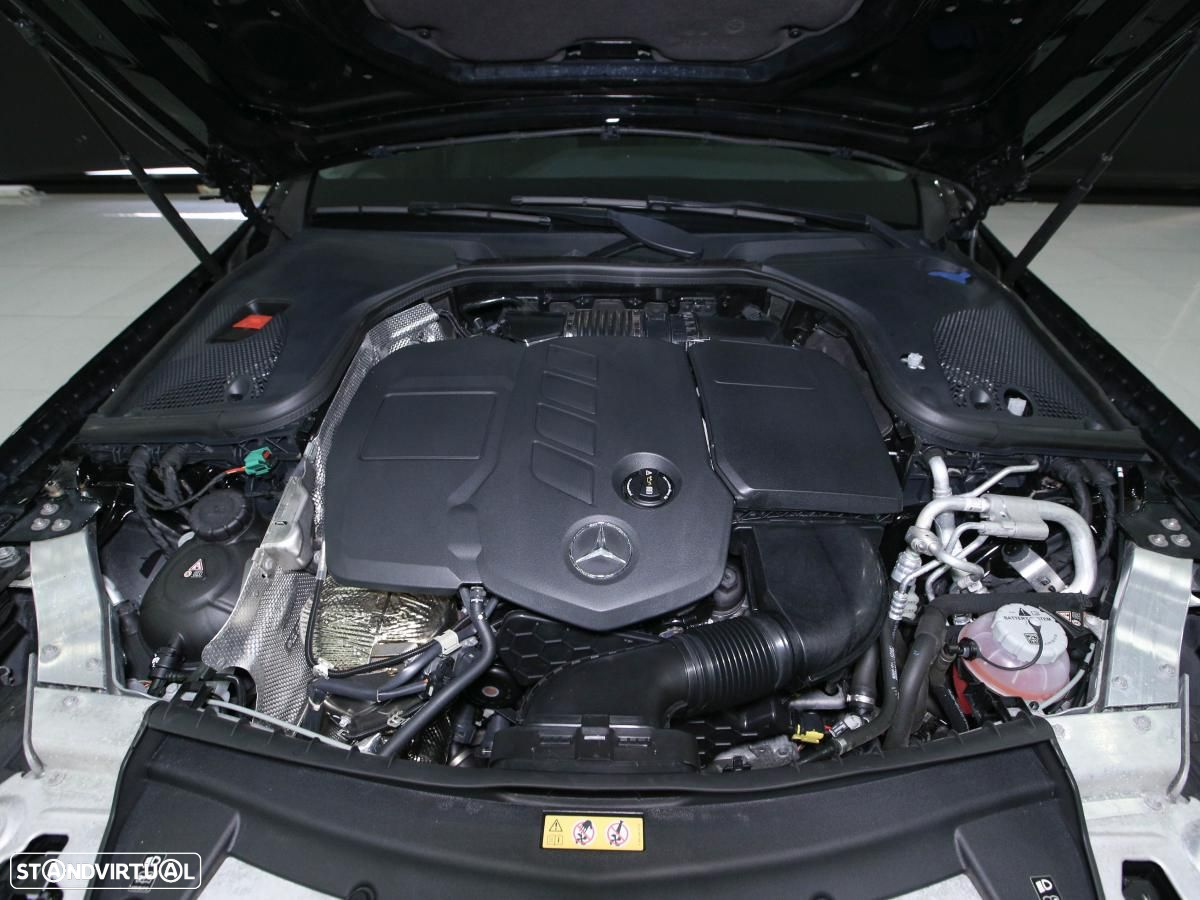 Mercedes-Benz E 300 de AMG Line - 27