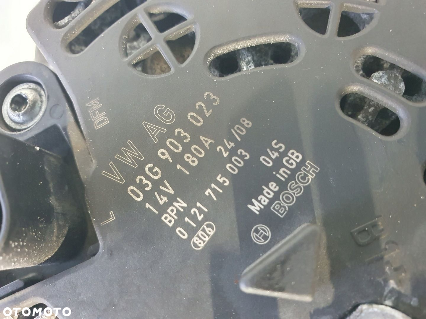 VW Eos 2.0 TDI ALTERNATOR bosch 03G903023 180A - 2