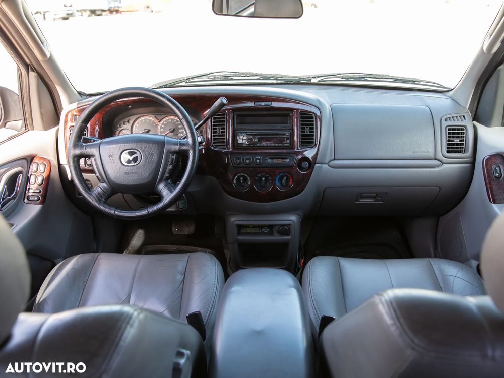 MAZDA Tribute 2001 — imagine 12