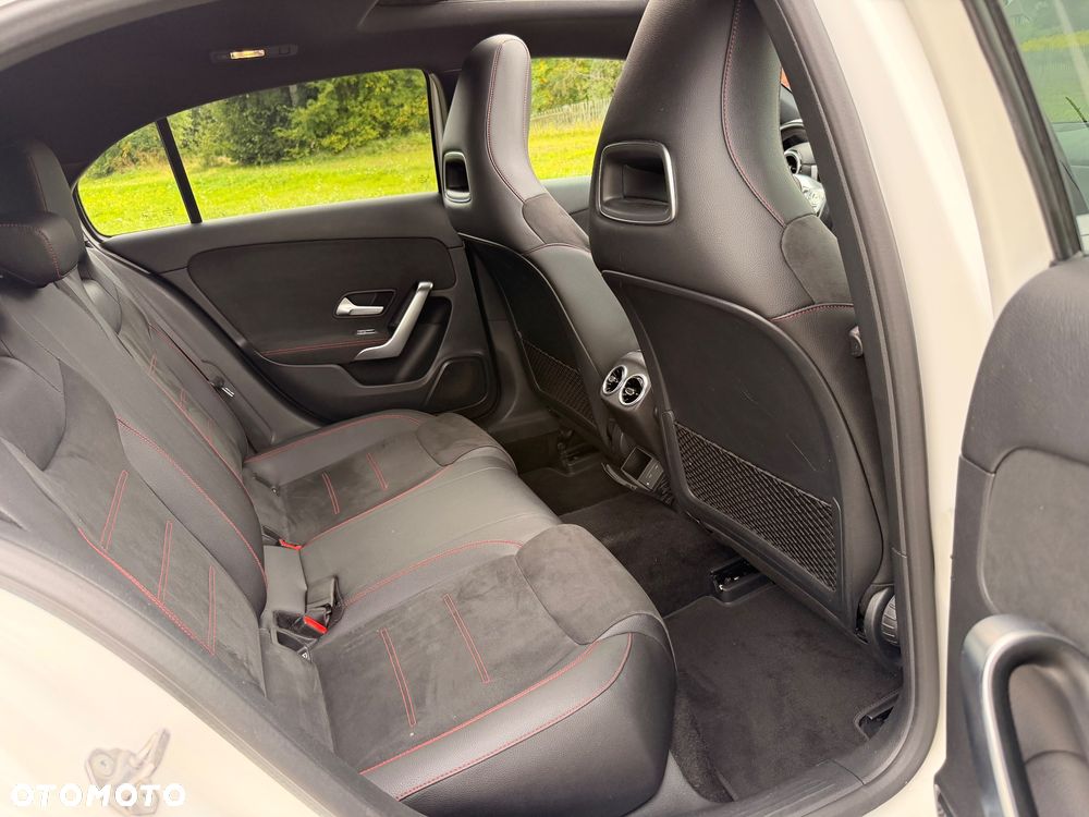 Mercedes-Benz Klasa A 180 d 7G-DCT AMG Line - 25