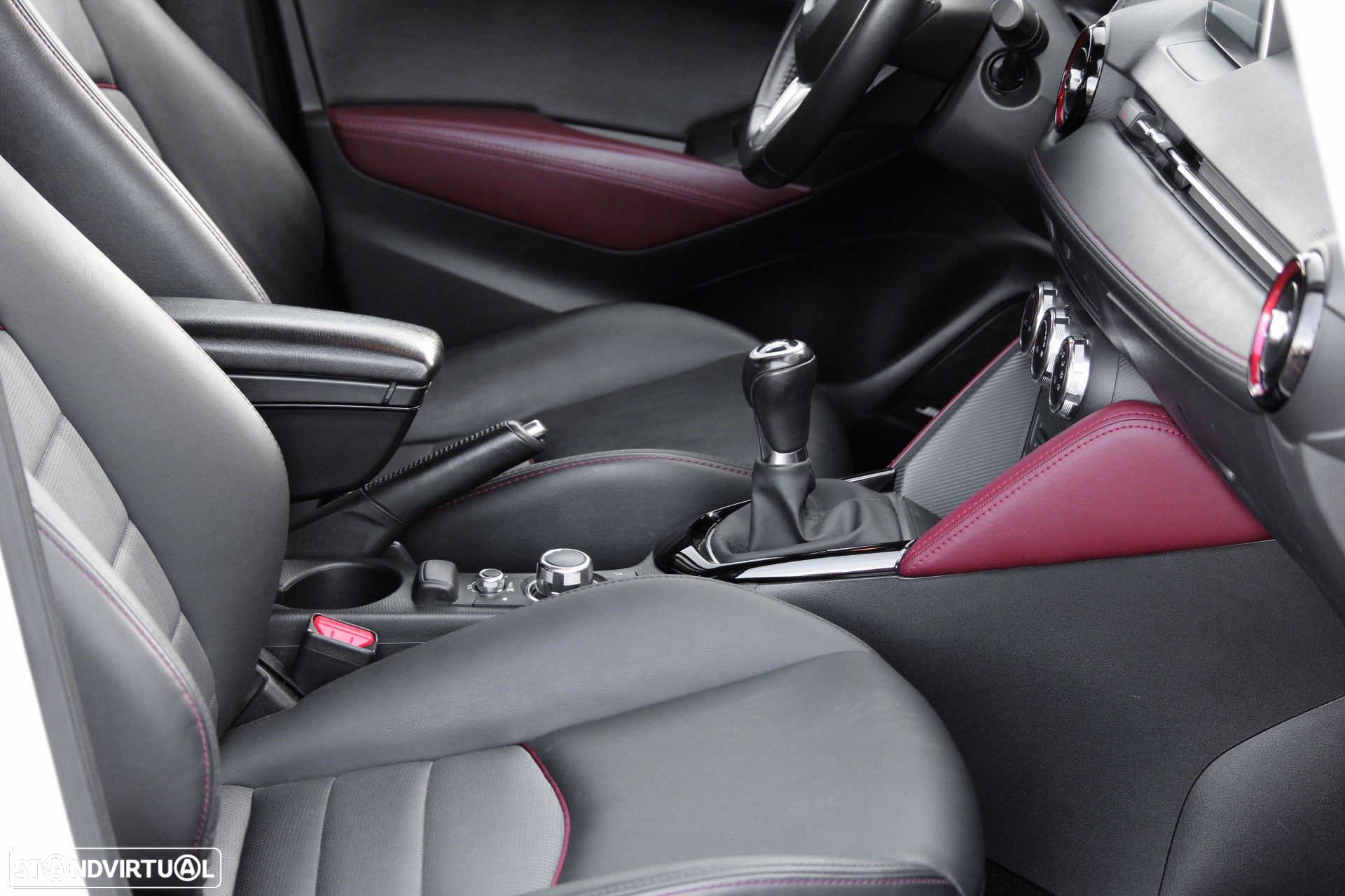 Mazda CX-3 - 12