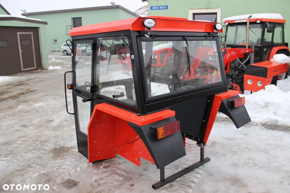 Kabina ciągnikowa kabiny MF255 Naglak Elegant Ral 2002 z błotnikami - 3