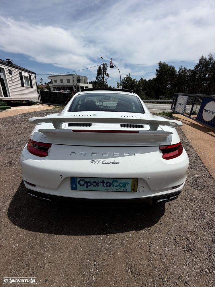 Porsche 911 (991) Turbo PDK - 12