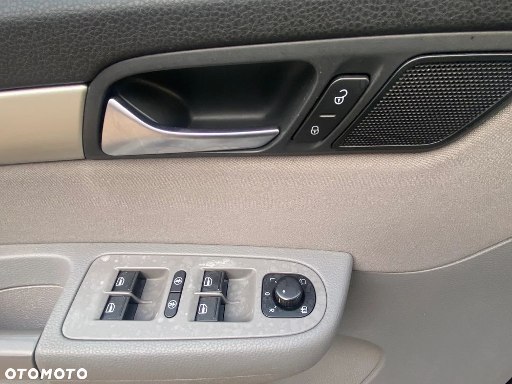 Seat Alhambra 2.0 TDI Ecomotive Style - 11