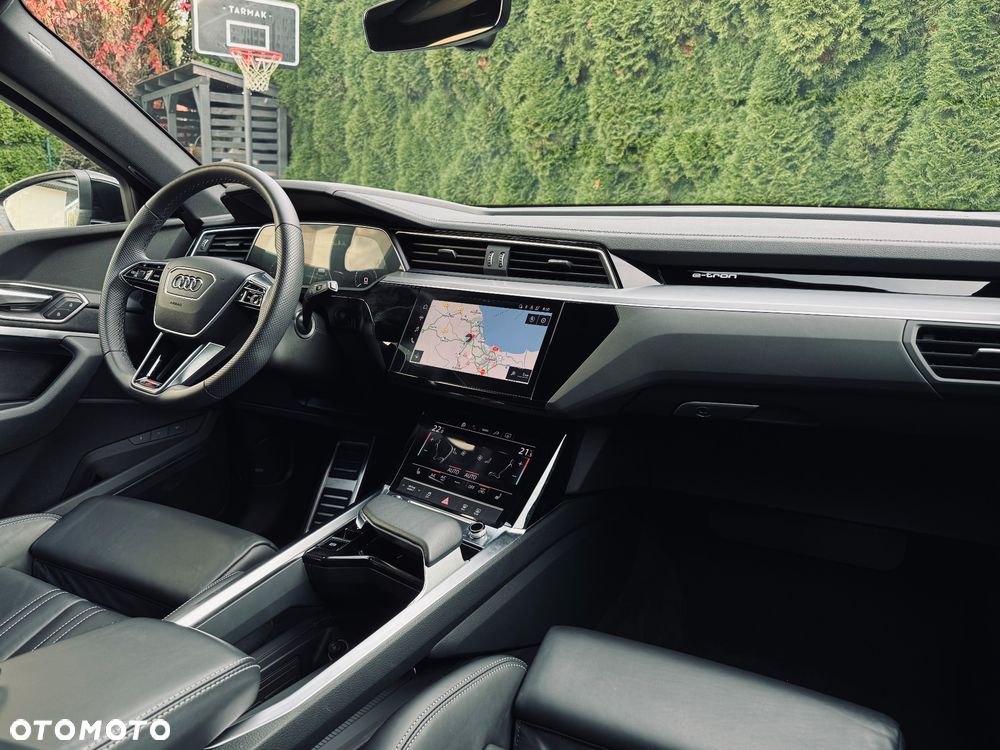 Audi Q8 e-tron 55 114kWh Quattro S Line - 16