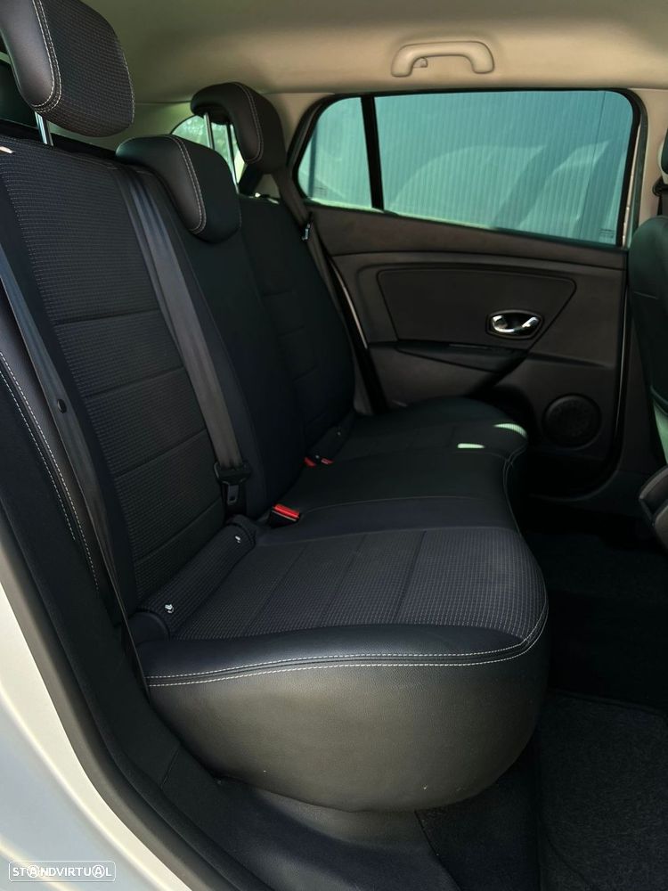 Renault Mégane Sport Tourer 1.5 dCi GT Line - 6