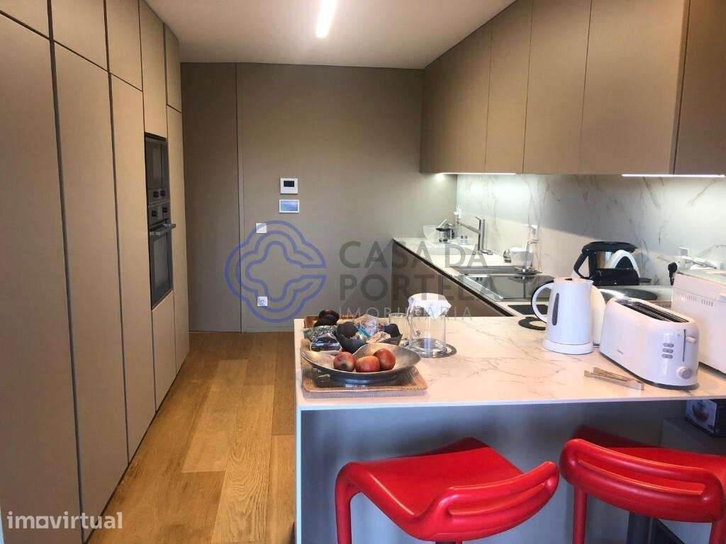 Moradia T4 para venda em Nevogilde no Porto em condomínio fechado. - Grande imagem: 4/25