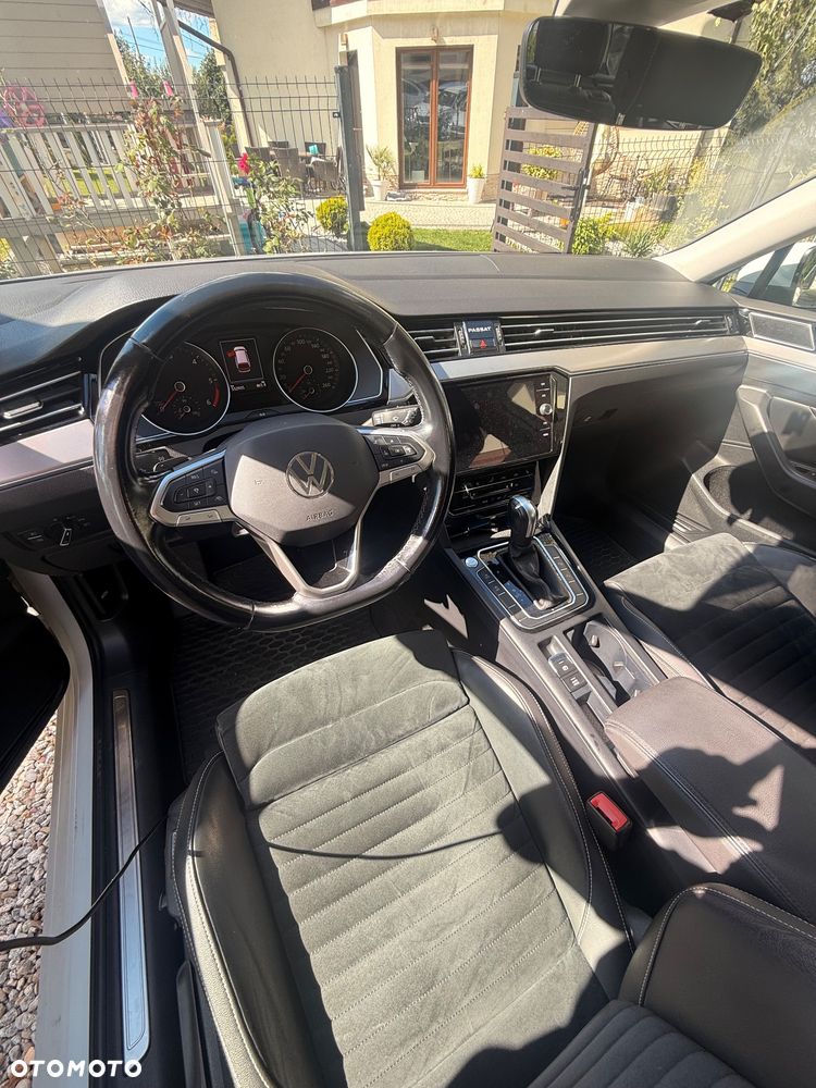 Volkswagen Passat 2.0 TDI EVO Elegance DSG - 14