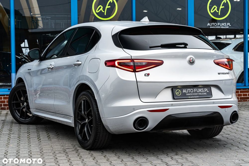 Alfa Romeo Stelvio 2.0 Turbo Veloce Q4 - 7