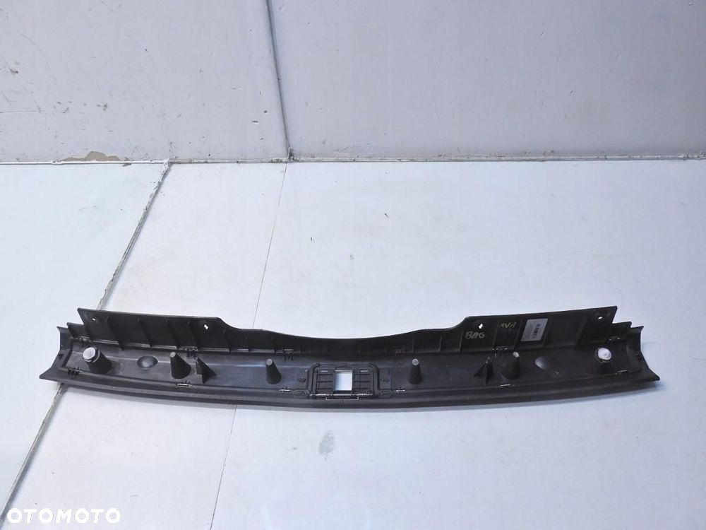 OSŁONA PASA TYLNEGO TYŁ AUDI A4 B7 AVANT 8E9864483C - 3